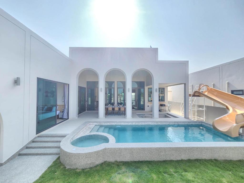 ภัทรา พูลวิลล่า ชะอำ